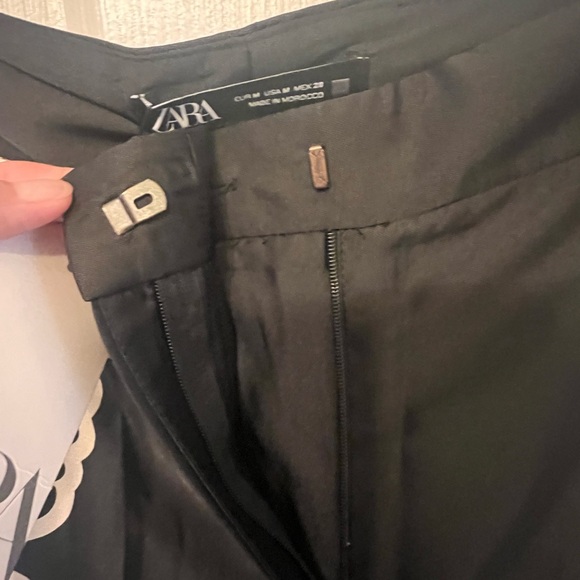 NWT Zara size medium cream, black and pink flowy wide leg pants - Picture 4 of 5